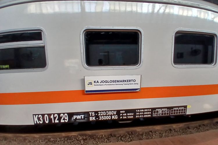Lebih dari 71.000 tiket Kereta Api (KA) Joglosemarkerto laris terjual selama libur Natal 2025 dan Tahun Baru 2026. Angka ini menunjukkan KA Joglosemarkerto sebagai kereta api paling favorit sepanjang periode libur panjang.