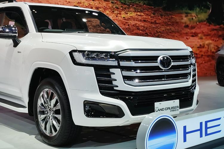 Insentif Kendaraan Listrik: Toyota Minta Perhatian Industri Nasional