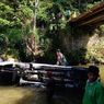 Mobil Dinas Kesehatan Kabupaten Sigi Terjun ke Sungai Saat Menuju Posko Pengungsian Korban Gempa