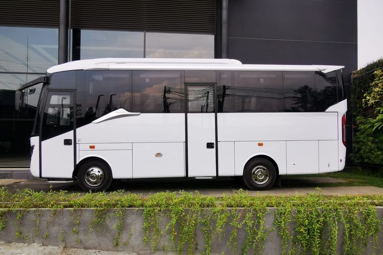 Bus tambang medium