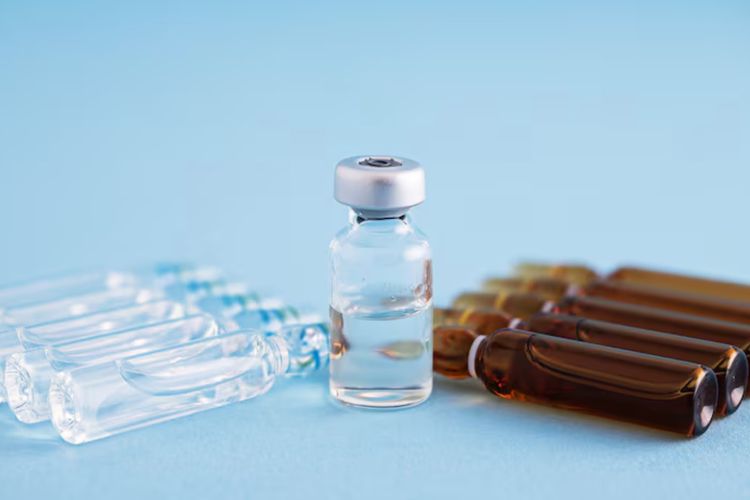 Steroid memiliki beberapa manfaat, tapi bila digunakan jangka panjang bisa bikin tulang rapuh. Dokter jelaskan dampak dan cara mencegahnya.
