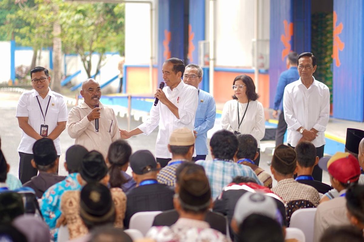 Sri Sultan Hamengkubuwono X apresiasi pemberian beras Bantuan Pangan dari Perum Bulog.