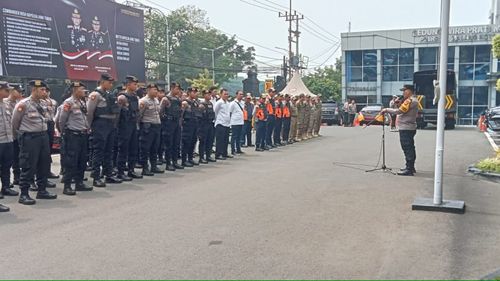 Antisipasi Kelelahan Saat Amankan Coblosan Pilkada, Puluhan Polisi Kurang Fit di Kota Malang Jadi Pasukan Cadangan