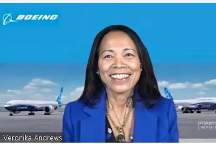 Salah satu lulusan Universitas Sebelas Maret (UNS) Veronika W.R. Andrews berhasil meniti karier di perusahaan penerbangan terbesar di dunia, Boeing Commercial Airplanes.