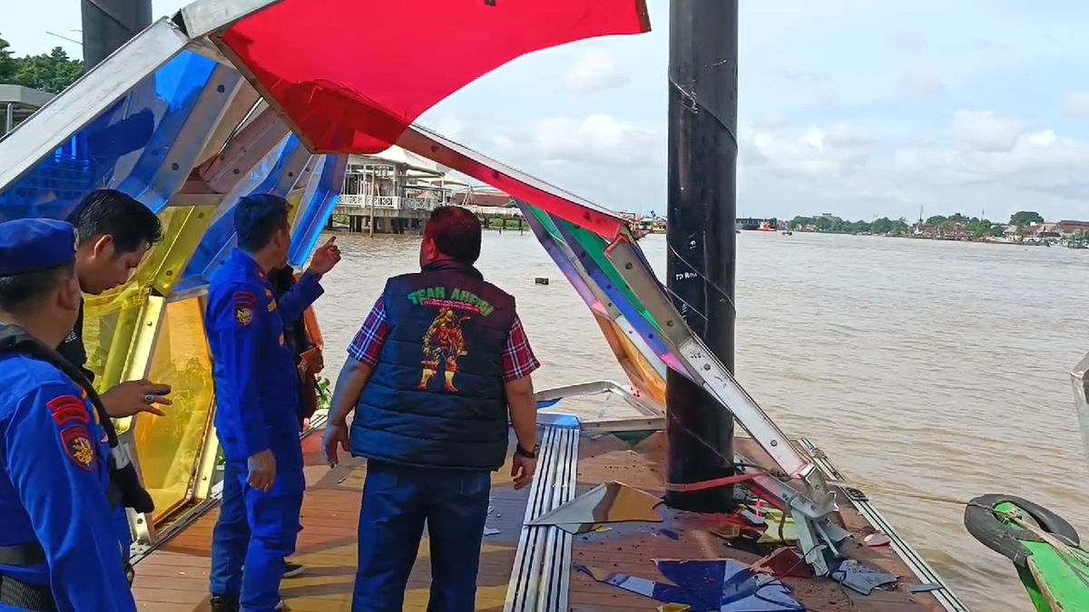 Tongkang Batu Bara Tabrak Dermaga dan Pelabuhan di Sungai Musi, Izin Tugboat Karya Pacific Dicabut