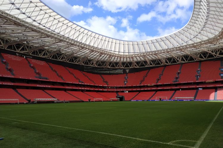 Penampakan di dalam Stadion San Mames.