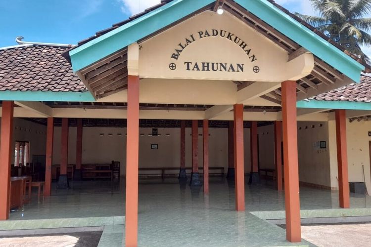 Balai Padukuhan Tahunan, Kalurahan Karangduwet, Kapanewon Paliyan