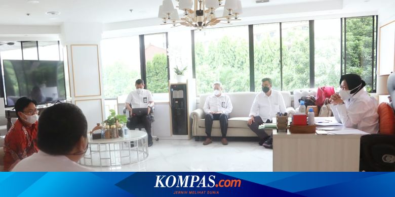 Mensos Risma Dinilai Siap Sambut Era Digital - Vimarsana News