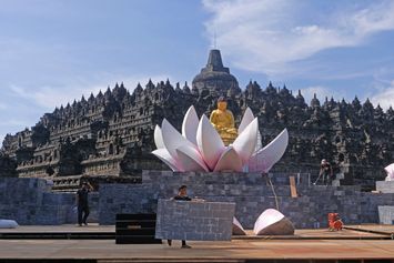 Jelang Waisak, Sejumlah Persiapan Dilakukan di Candi Borobudur