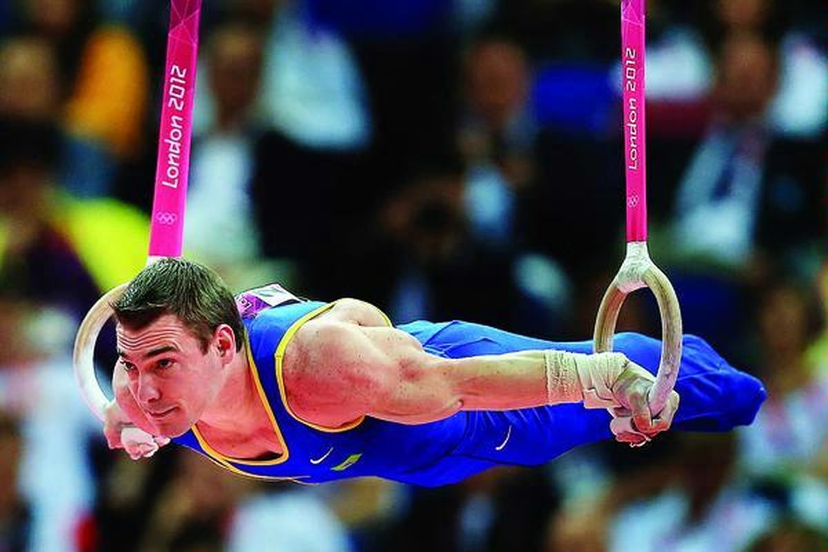 Pesenam putra Brasil,  Arthur Nabarrete Zanetti, tampil mengesankan di final nomor gelang-gelang (rings) cabang senam Olimpiade London 2012 di North Greenwich Arena, London, Senin (6/8). Zanetti akhirnya meraih medali emas.  