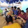 Emak-emak Serbu Minyak Goreng di Pasar Murah Buleleng, 2.500 Liter Habis dalam Hitungan Jam