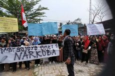 Demo di Lebak Nyaris Rusuh Imbas Camat Minta Ibu-Ibu Cuhat Sambil Mandi