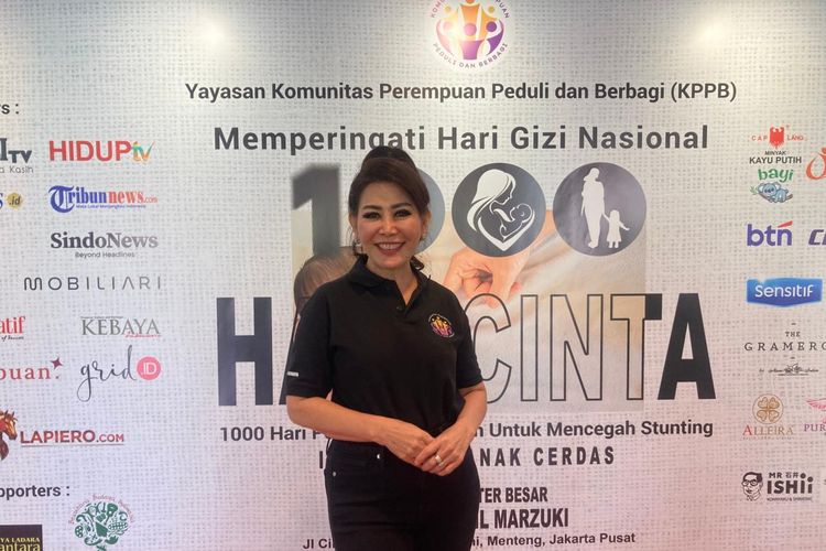 Ketua Yayasan Komunitas Perempuan Peduli dan Berbagi (KPPB) Meiline Tenardi dalam konferensi pers gerakan ?1000 Hari Cinta ? Ibu Sehat, Anak Cerdas? di Taman Ismail Marzuki, Jakarta Pusat, Minggu (25/1/2026).