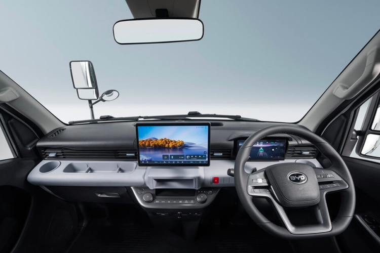 Truk listrik BYD T35 hadir di Japan Mobility Show 2025