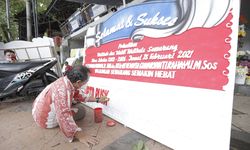 Jelang Pelantikan Wali Kota Semarang, Pedagang Bunga Banjir Pesanan