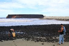 Warga Nagan Raya Keluhkan Air Laut Tercemar Batu Bara PT Mifa