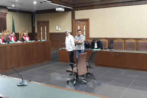 Anggota DPRD Sumut Muslim Simbolon dan Sonny Firdaus Divonis 4 Tahun Penjara