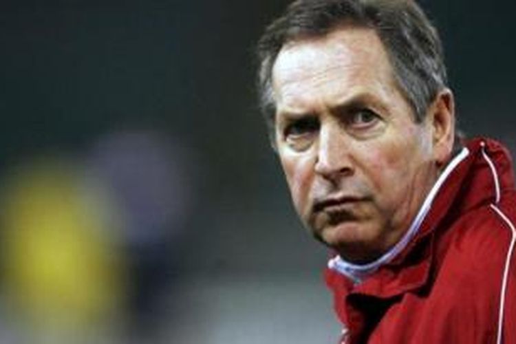 Pelatih Gerard Houllier.