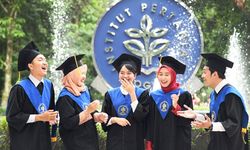 IPB Buka Beasiswa Anti Pinjol buat Mahasiswa, Cek Program yang Tersedia