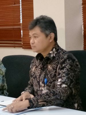 Konfrensi pers Kepala Departemen Pengelolaan Moneter Bank Indonesia, Doddy Zulverdi (kanan) saat konferensi pers di Kantor Pusat Bank Indonesia, Jakarta, Rabu (14/3/2018). 