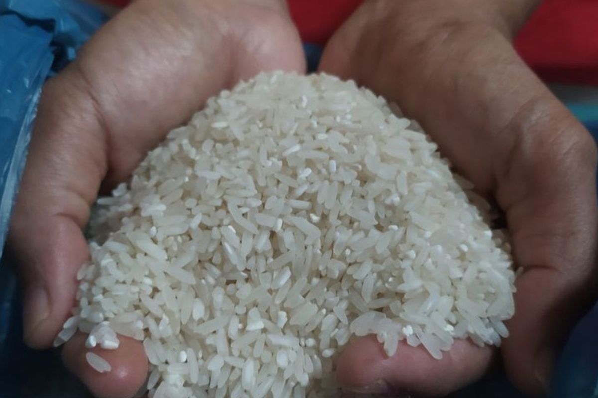 Harga beras premium di Semarang, Jawa Tengah mahal.