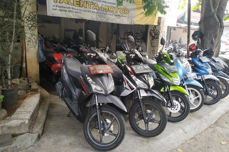 Salah satu diler motor bekas.