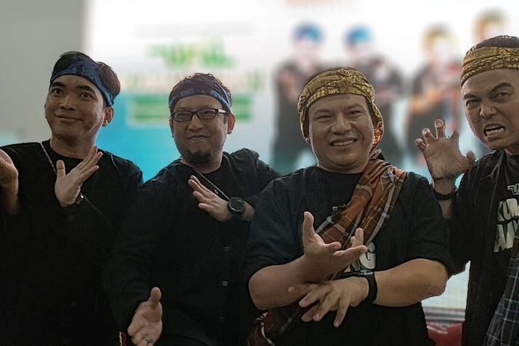 Grup band Wali mengawali tahun 2023 dengan merilis lagu baru berbahasa Sunda yakni Kumaha Aing.