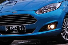 [POPULER OTOMOTIF]  Cerita Konsumen Jual Ford Fiesta padahal Baru Pakai Seminggu } Viral Video Bus Tronton Rosalia Indah Alami Ban Selip