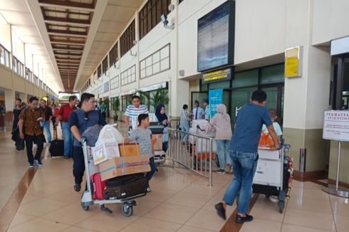 Penumpang Pesawat dari Hongkong Suspect Corona Mendarat di Bandara Juanda, Dirujuk ke RS