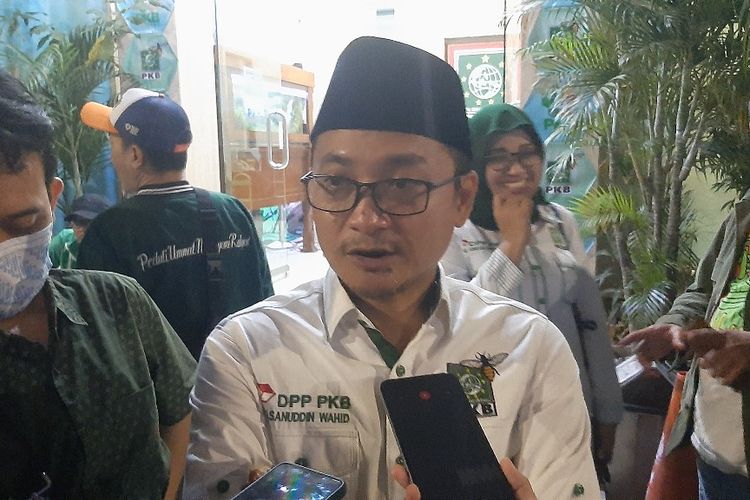 Sekretaris Jenderal Partai Kebangkitan Bangsa (PKB) Hasanuddin Wahid diwawancara di kantor DPP PKB, Jakarta, Sabtu (23/7/2022).