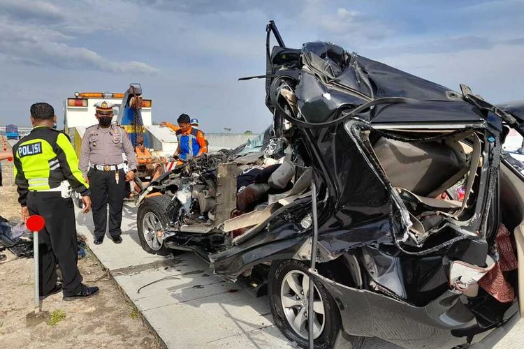 Ilustrasi kecelakaan mobil.