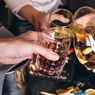 Saat Digerebek, Muda-mudi Asyik Berjoget Pakai Busana Minim Sambil Minum Alkohol di Kolam Renang Bekasi