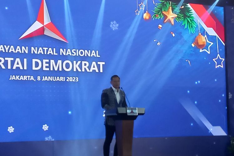 Ketua Umum Partai Demokrat Agus Harimurti  Yudhoyono (AHY) menegaskan bahwa partainya menolak Pemilihan Umum (Pemilu) dengan sistem proporsional tertutup. Hal itu disampaikan AHY dalam acara perayaan natal partai di Hotel Sultan, Jakarta, Minggu (8/1/2023) malam. 