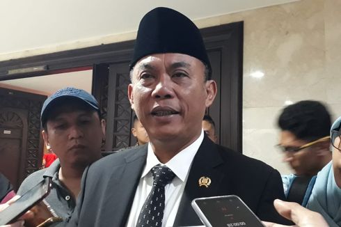 Viral Usulan Tak Pajang Foto Presiden dan Wapres di Sekolah, Ketua DPRD DKI Akan Datangi SMPN 30