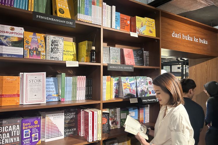 Suasana Perayaan Pembukaan Makarya, di Gramedia Matraman, Jakarta Timur, Selasa (11/2/2024).