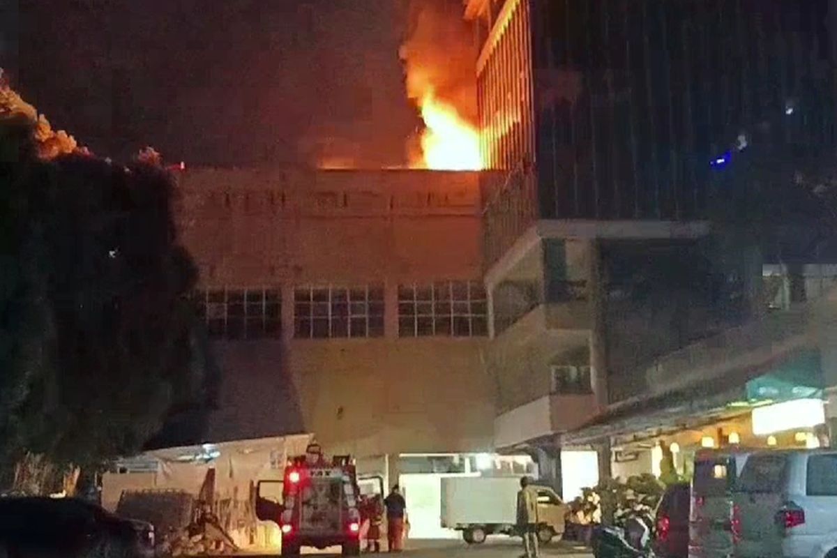 Kebakaran Hotel di Karimun, Tamu Panik Berhamburan