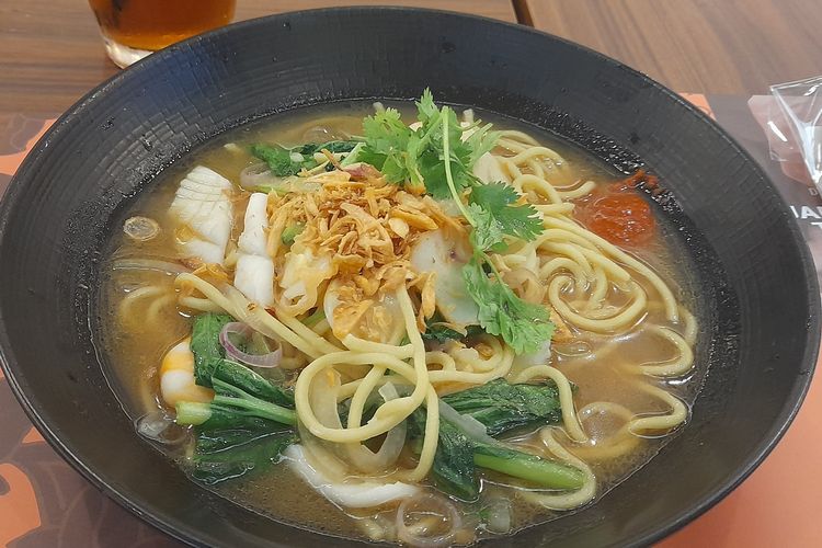 Hokkien Mie di Penang Bistro Kota Kasablanka.