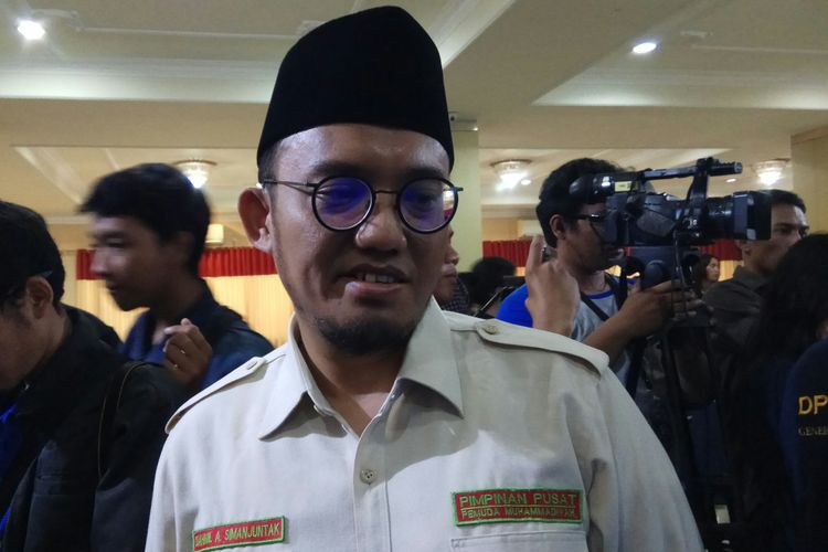 Ketua Umum PP Pemuda Muhammadiyah, Dahnil Anzar Simanjuntak mengatakan bahwa apa yang terjadi di Myanmar kepada etnis Rohingya adalah genosida yang legal. Jakarta, Selasa (5/9/2017).