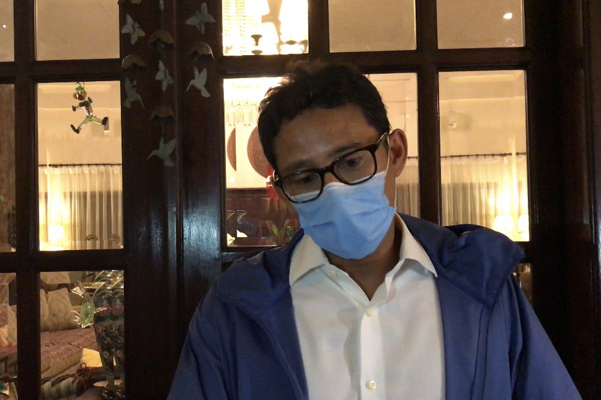 Sandiaga Uno saat ditemui di rumah ibunda, Mien Uno di kawasan Kebayoran Baru, Jakarta Selatan pada Selasa (22/12/2020) malam.