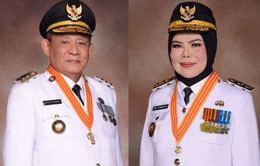 Ayolning eshagidagi it uslubi (porno)