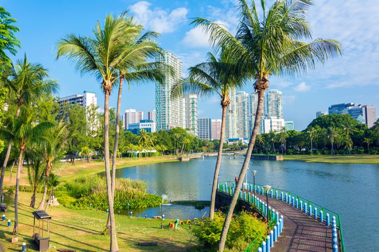 Ilustrasi Kallang Riverside Park, Singapura. Berlokasi dekat dengan Stadion Nasional Singapura.