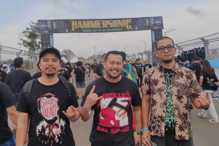 Surya merupakan penonton Hammersonic yang datang dari Malaysia demi menyaksikan penampilan Slipknot.