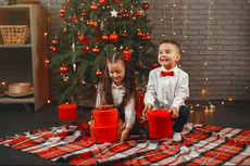 5 Inspirasi Kado Natal Edukatif untuk Anak