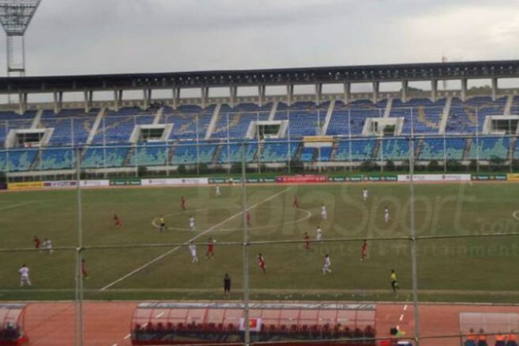 Pertandingan antara Indonesia vs Vietnam dalan laga Piala AFF U-18 2017 di Stadion Thuwunna, Yangon, Myanmar, Senin (11/9/2017). 