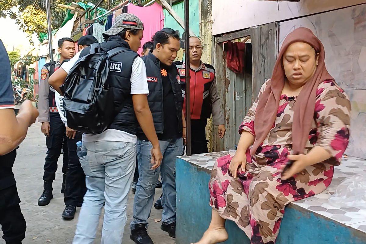 Emak-emak di Kampung Bahari Berdebat Saat Digeledah Polisi, Ternyata Ada Ganja di Mesin Cuci