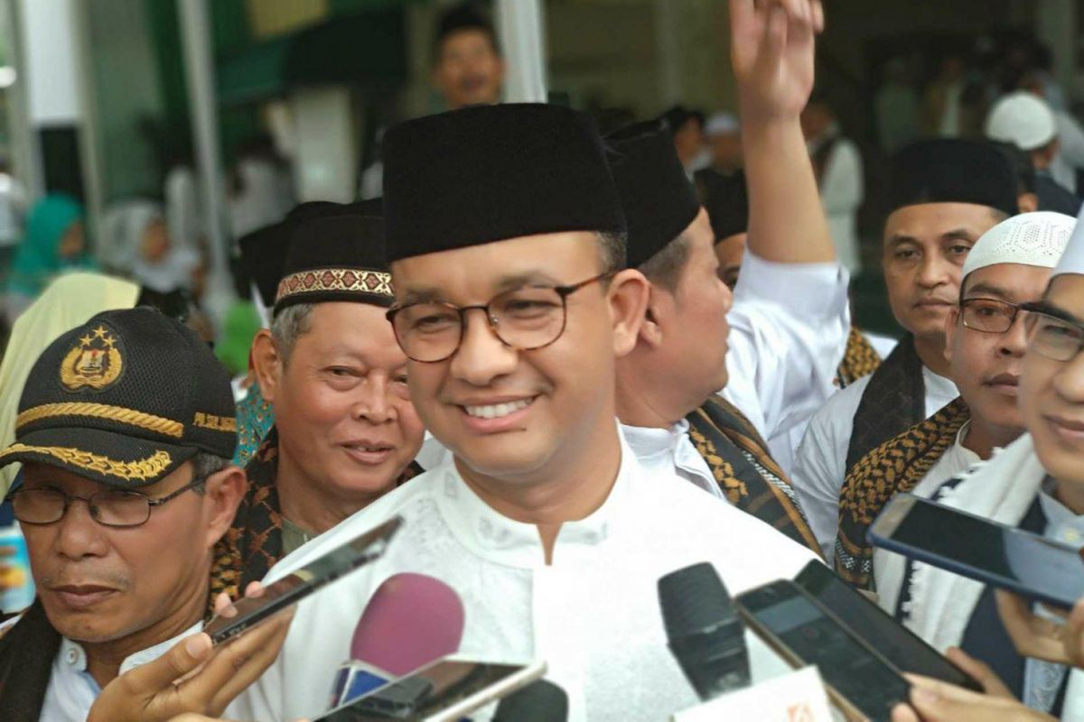 Gubernur DKI Jakarta Anies Baswedan di Masjid Nurul Jihad, Jagakarsa, Sabtu (23/12/2017).