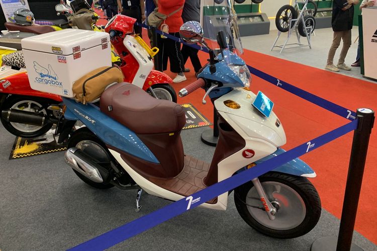 Modifikasi Honda Spacy berjuluk SpacyCub