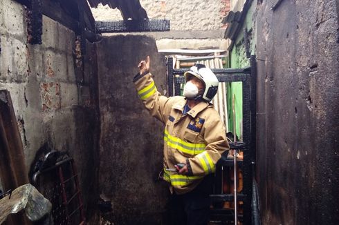 Rumah Produksi Roti di Cibubur Terbakar, 1 Orang Luka Ringan