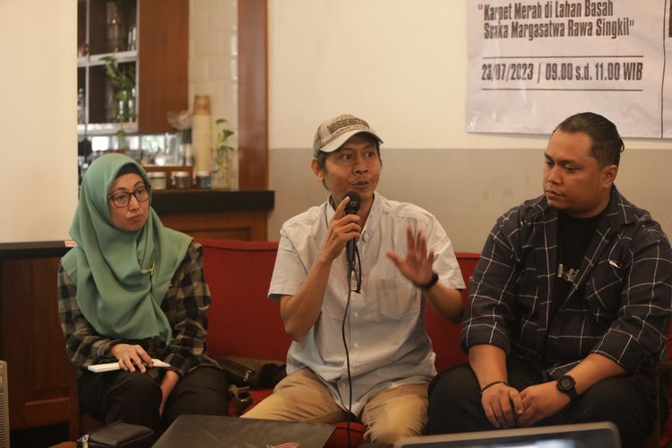 Keterangan foto : Kepala Divisi Advokasi dan Kampanye WALHI Aceh, Afifuddin Acal mengatakan bahwa Rawa Singkil masih bermasalah dengan tapal batas