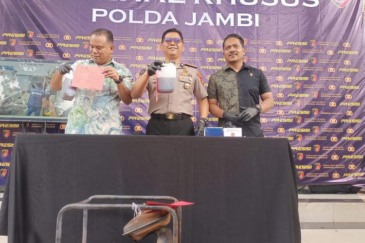 Jual BBM Ilegal, Direktur Distributor BBM Industri Ditangkap Polda Jambi